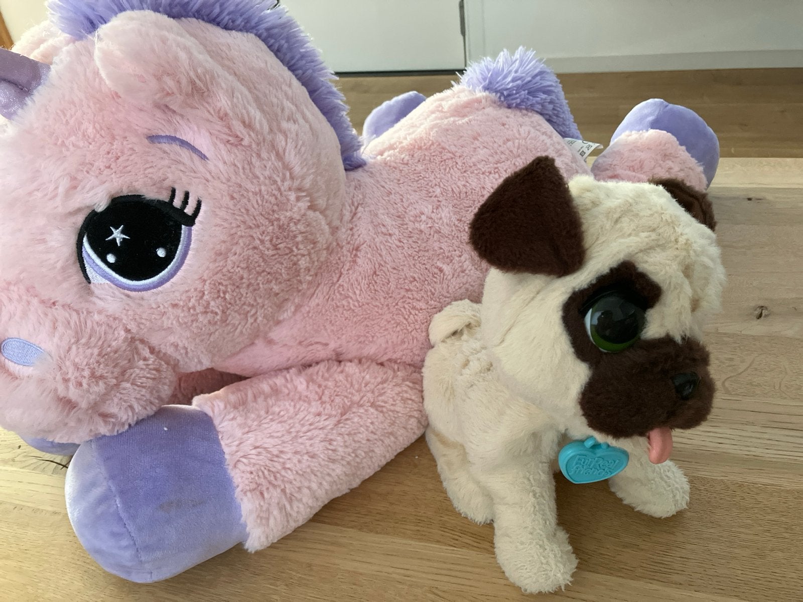 Leuke knuffels: eenhoorn en interactieve hond, Ophalen, Gebruikt, Met geluid, Middelgroot (20 tot 80 cm)