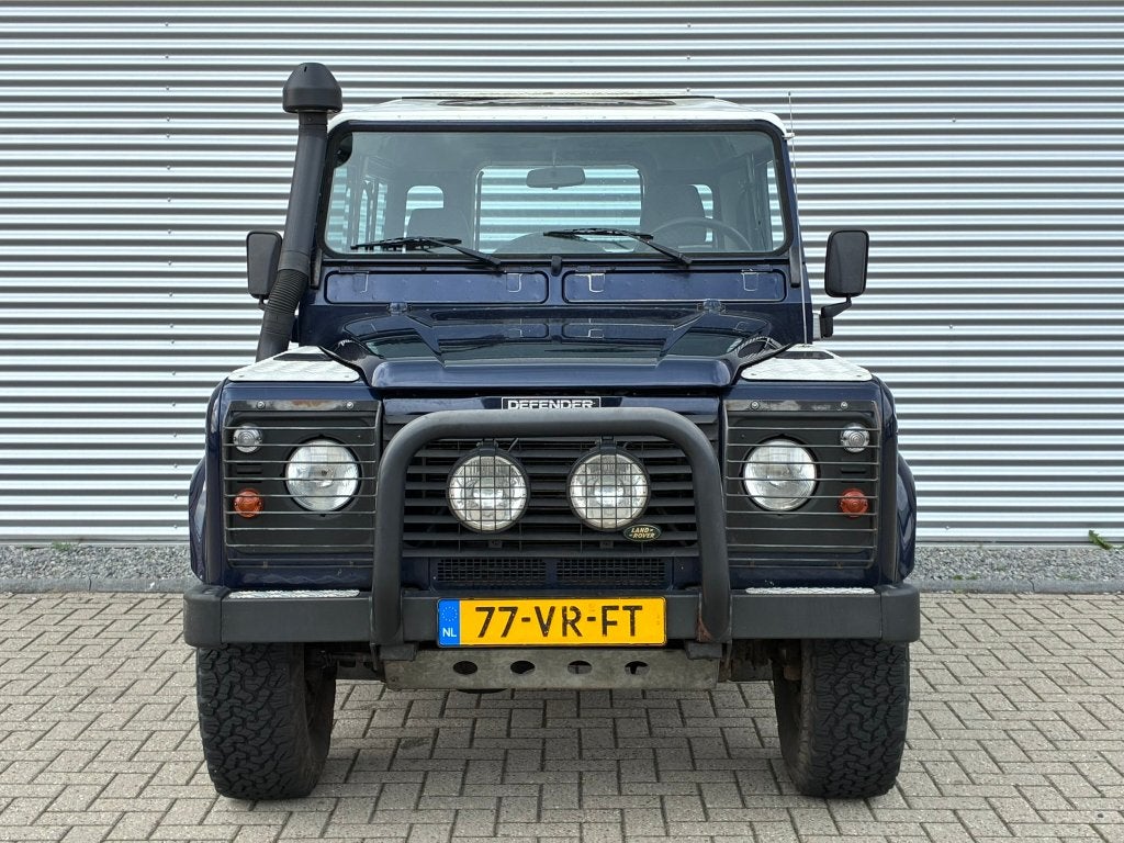 Land Rover Defender 90 Td5 County Hard Top/ Youngtimer, foto 2