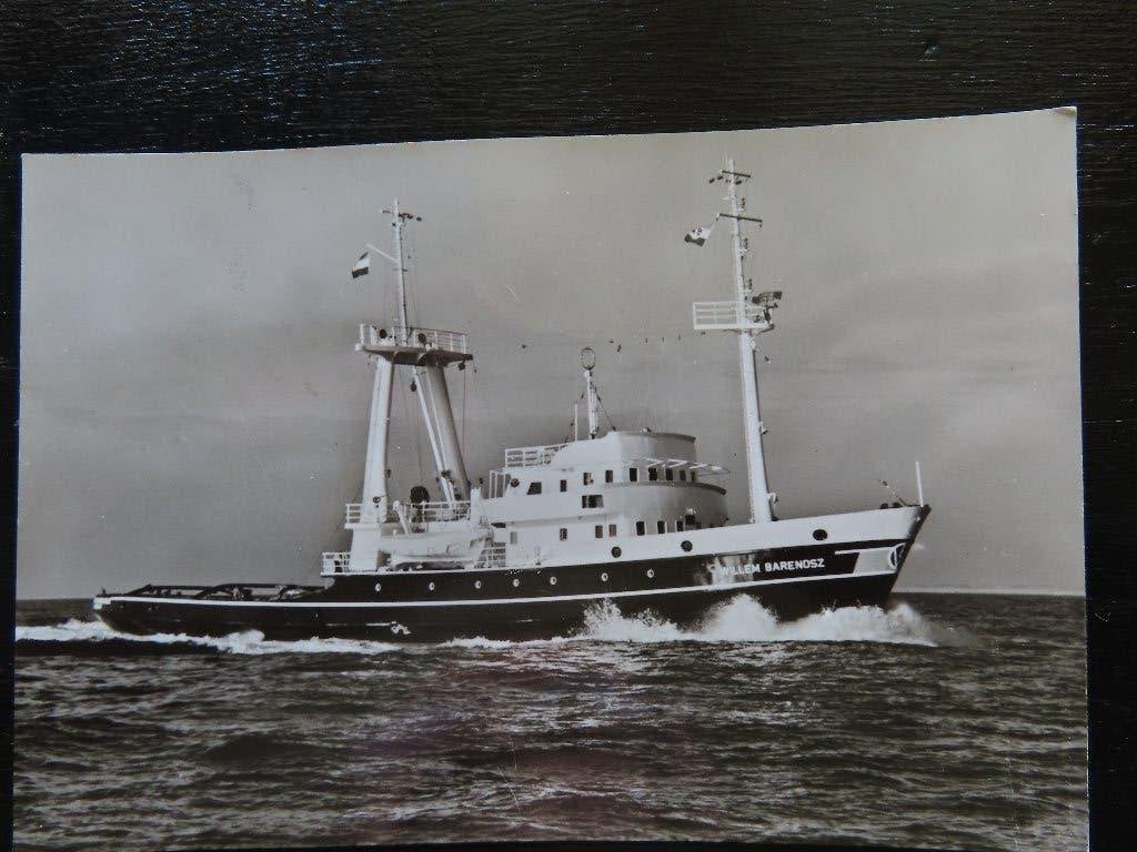 ansichtkaart sleepboot "Willem Barendsz" Wijsmuller, Ophalen of Verzenden, Zo goed als nieuw, Motorboot, Kaart, Foto of Prent