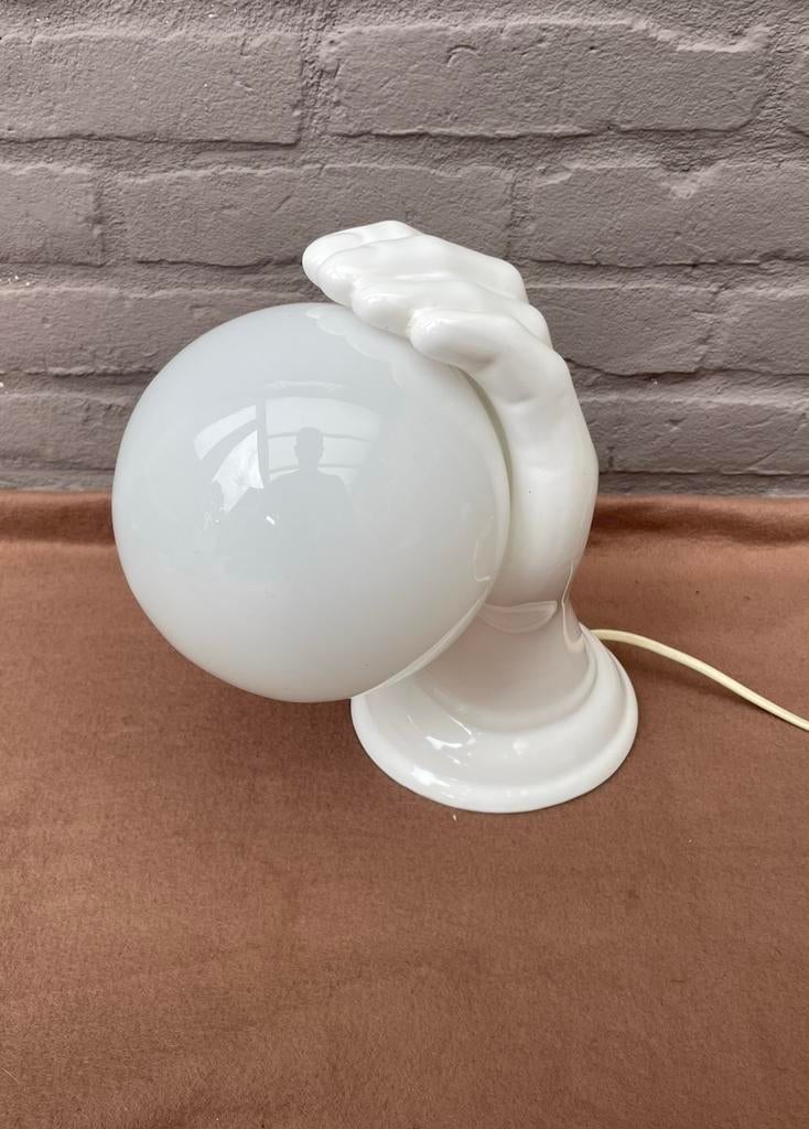 hand met lichtbol Jaren 80 Tafellamp wandlamp,hand lichtbol, Ophalen, Minder dan 50 cm, Hand met lichtbol, Glas