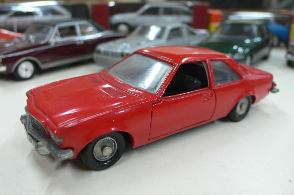 opel commodore 2 -coupe - ziss miniauto-duitsland- 1/43, Verzenden, Zo goed als nieuw, Auto, Overige merken