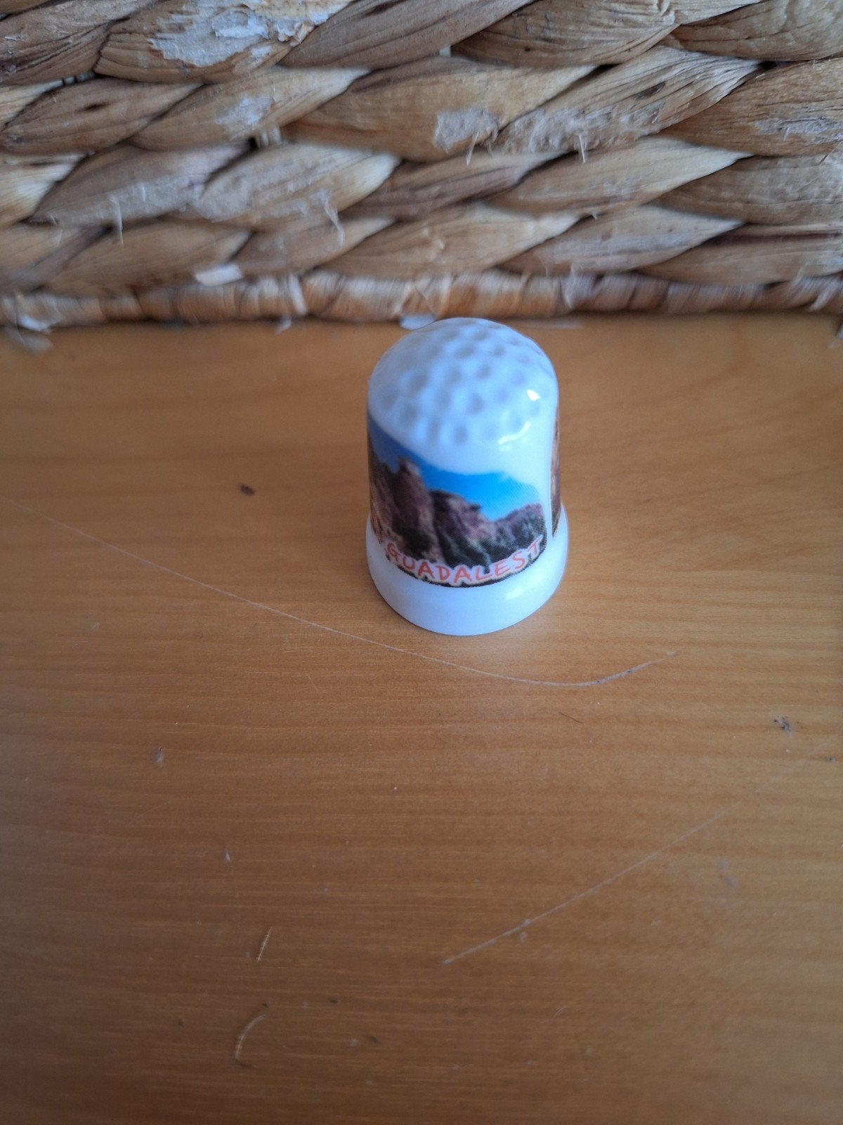 Vingerhoedje Guadalest - Souvenir, Verzamelen, Vingerhoedjes, Ophalen of Verzenden, Zo goed als nieuw
