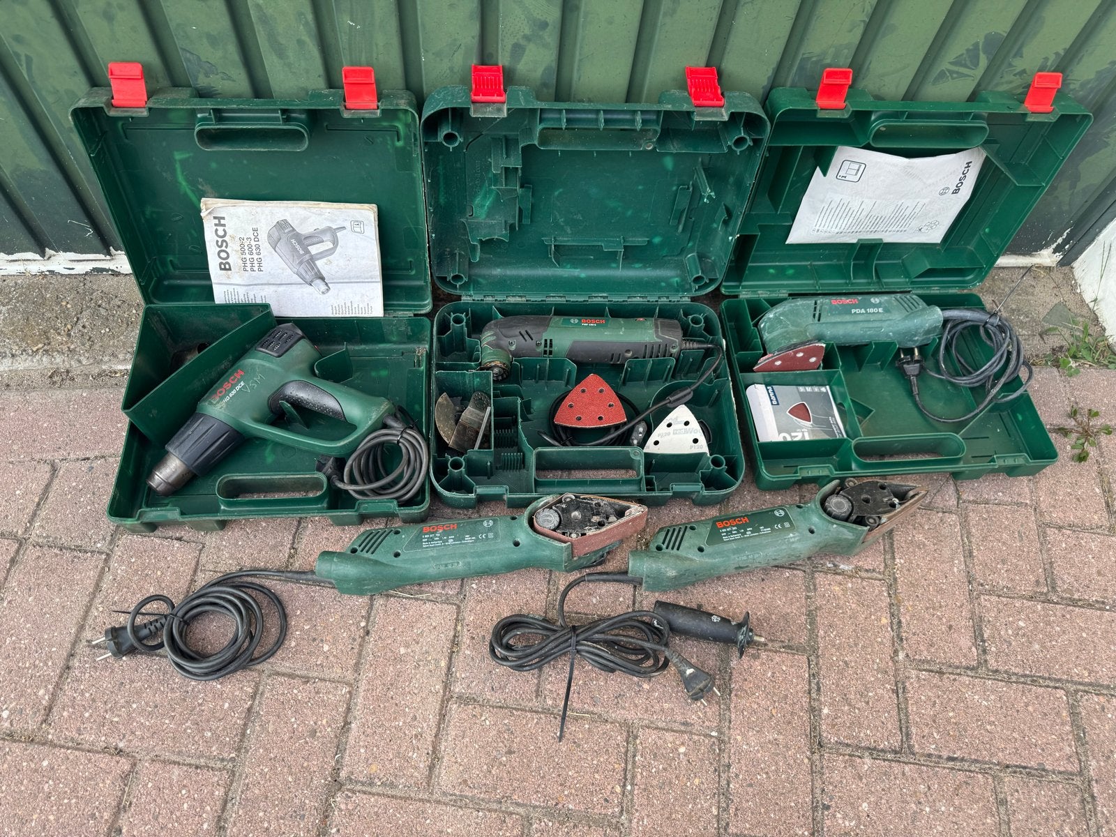 Bosch gereedschap set: schuurmachines, heteluchtpistool, Ophalen of Verzenden, Gebruikt, Minder dan 600 watt, Overige typen