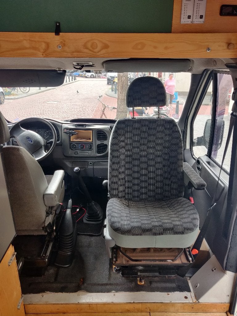 Foto 10 van Ford Transit Camper 260S | Off-grid | 173.000 km