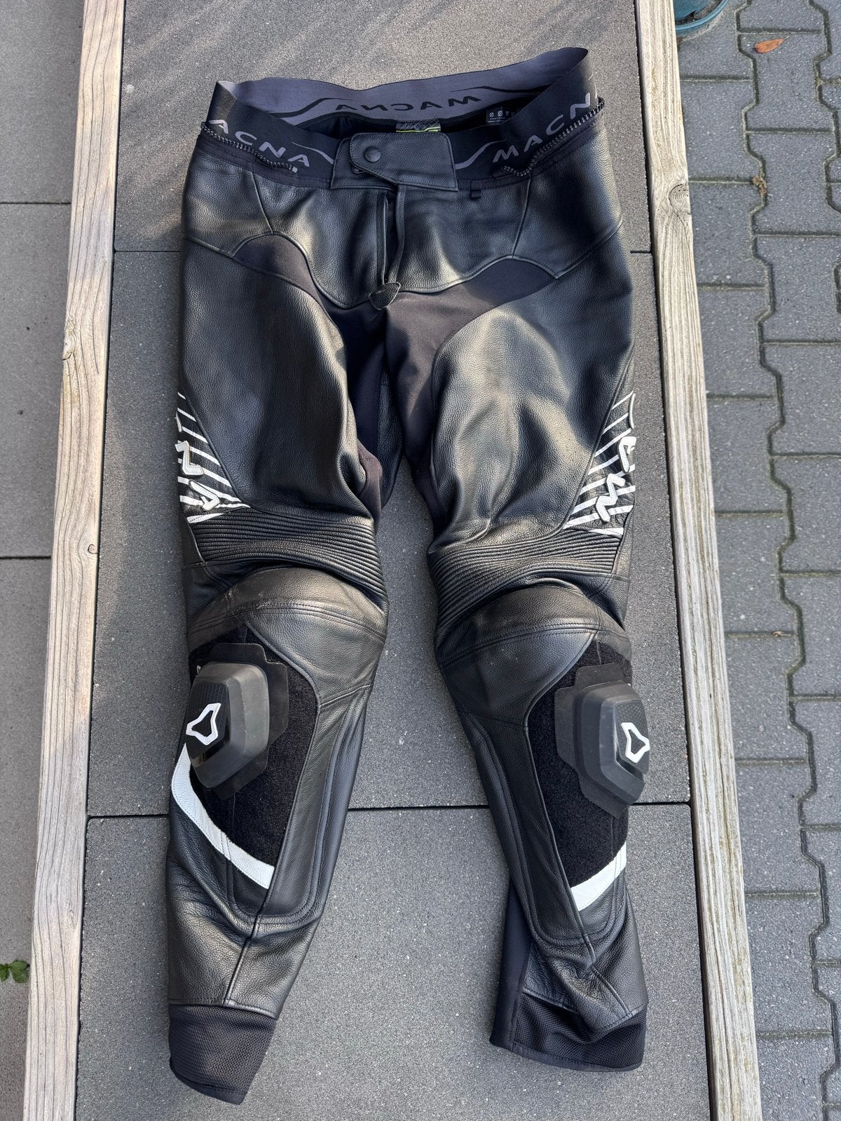 Macna motorbroek leer - Maat XL, Motoren, Ophalen