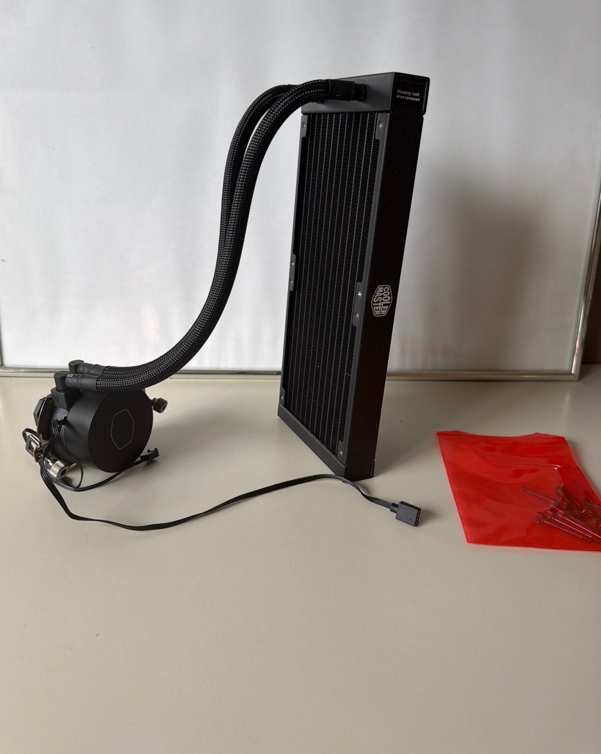 Cooler Master Waterkoeling voor Game PC, Computers en Software, Computerkoelers, Ophalen, Zo goed als nieuw, Waterkoeling