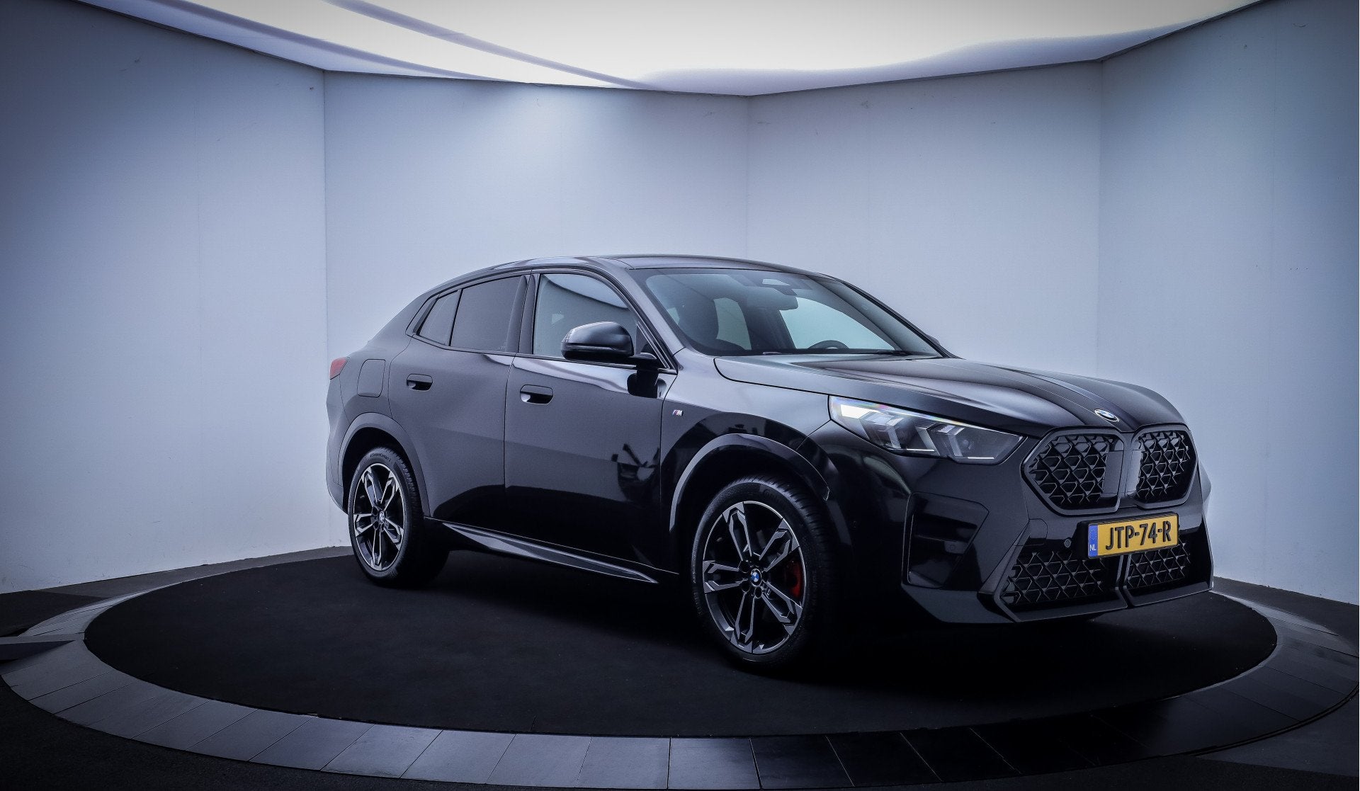 BMW X2 20iA M-SPORT Edition FULL LED | HARMAN KARDON | MEMOR, Auto's, Dealer onderhouden, X2, 156 pk, Zwart