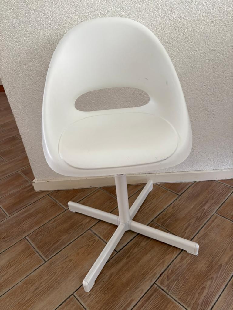 Ikea bureaustoel kind, Huis en Inrichting, Bureaustoelen, Ophalen of Verzenden, Zo goed als nieuw, Wit, Bureaustoel