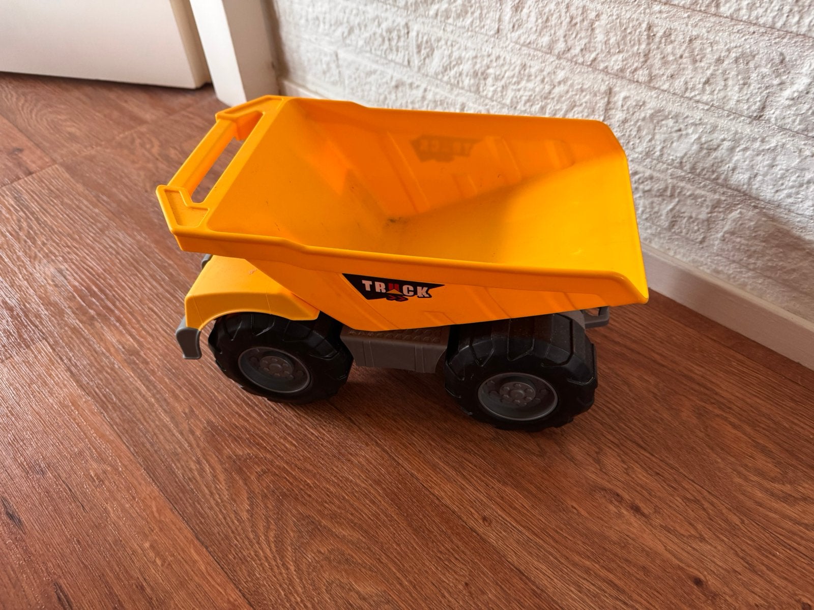 Leuke kiepwagen, Ophalen, Zo goed als nieuw