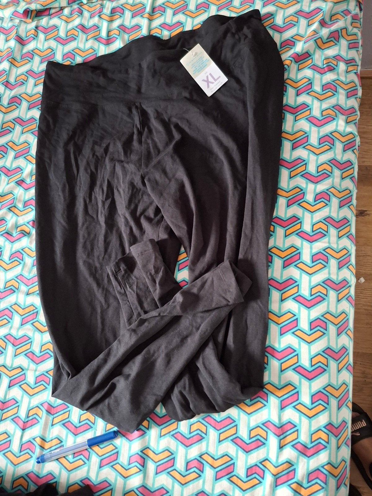 Zwarte kledingbundel: H&M en Primark, Ophalen, H&M, Primark, Zwart, Maat 42/44 (L)