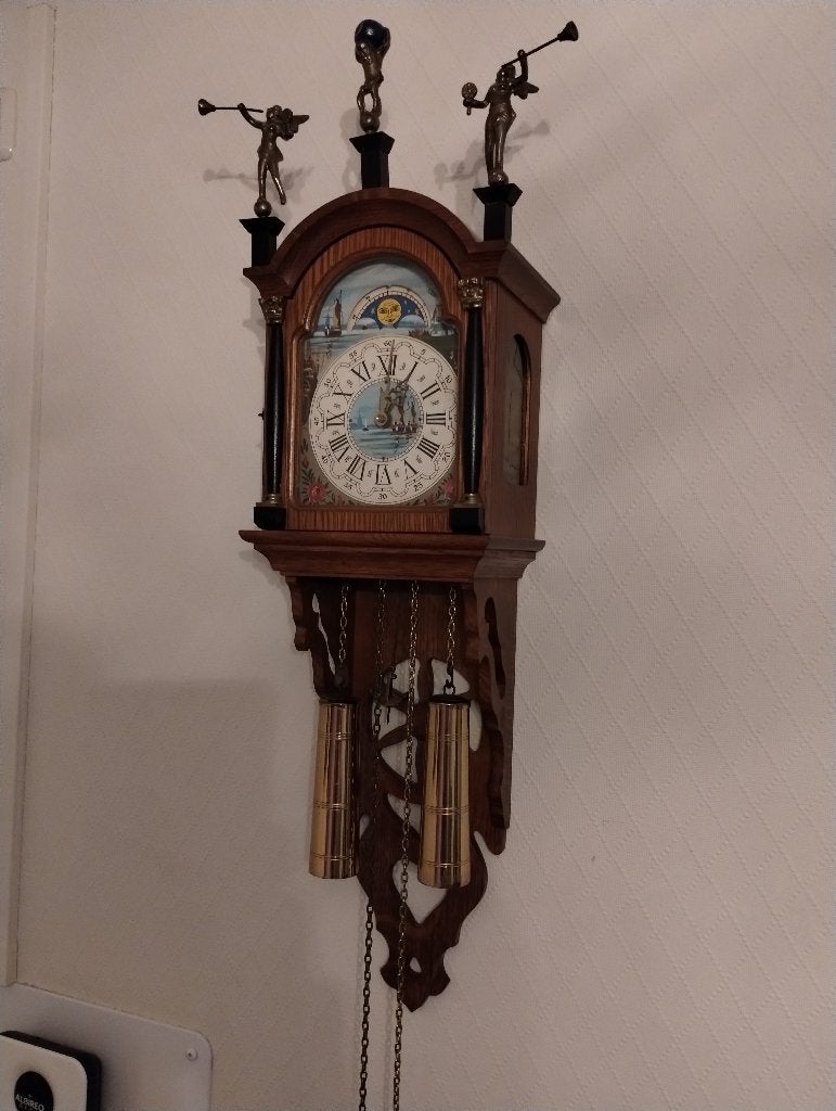 Hangklok, Antiek en Kunst, Ophalen