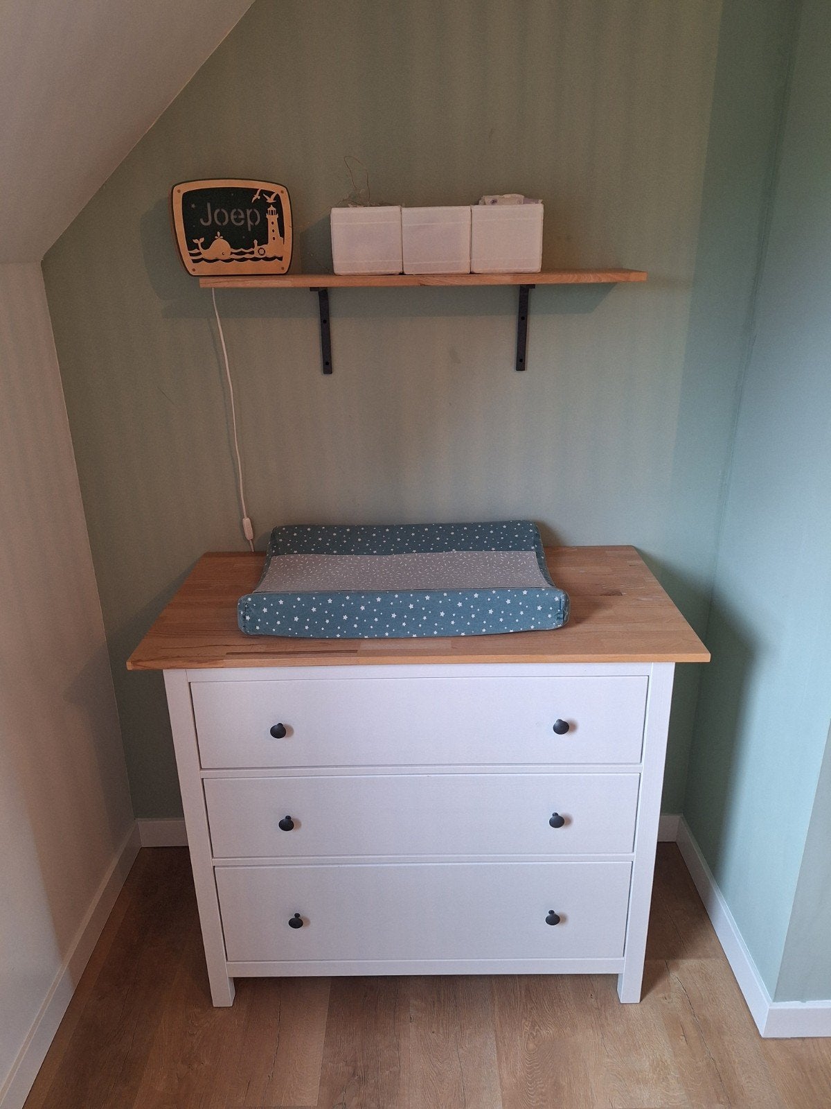 Commode met houten blad - Zo goed als nieuw, Kinderen en Baby's, Ophalen, 50 tot 70 cm, 90 tot 105 cm, 100 cm of meer