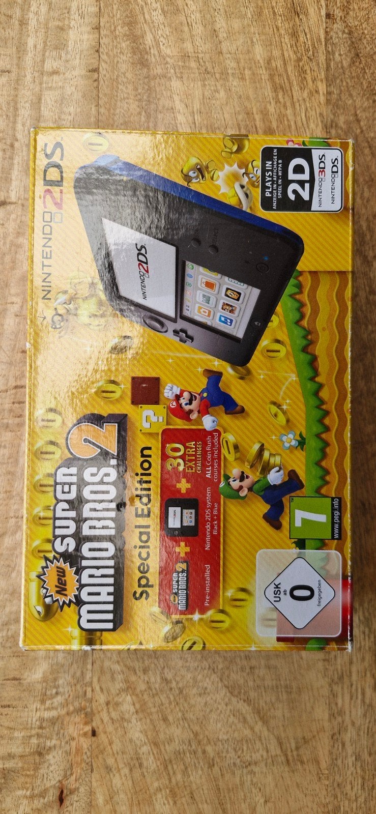 Nintendo 2DS special edition met 5 games en accessoires, Spelcomputers en Games, Spelcomputers | Nintendo 2DS en 3DS, Met games