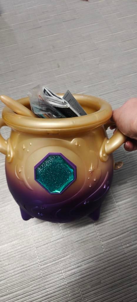 Magic Mixies Magische Ketel met Accessoires, Kinderen en Baby's, Speelgoed | Overig, Zo goed als nieuw, Jongen of Meisje, Ophalen of Verzenden