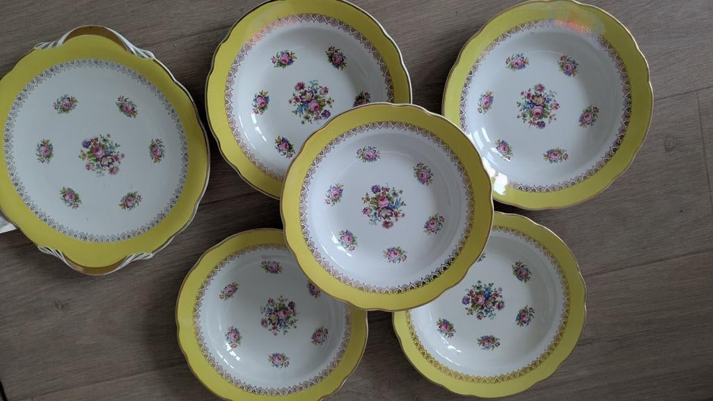 Digoin Sarreguemines Graziella Franse Vintage borden, Ophalen of Verzenden, Zo goed als nieuw, Overige stijlen, Bord(en)