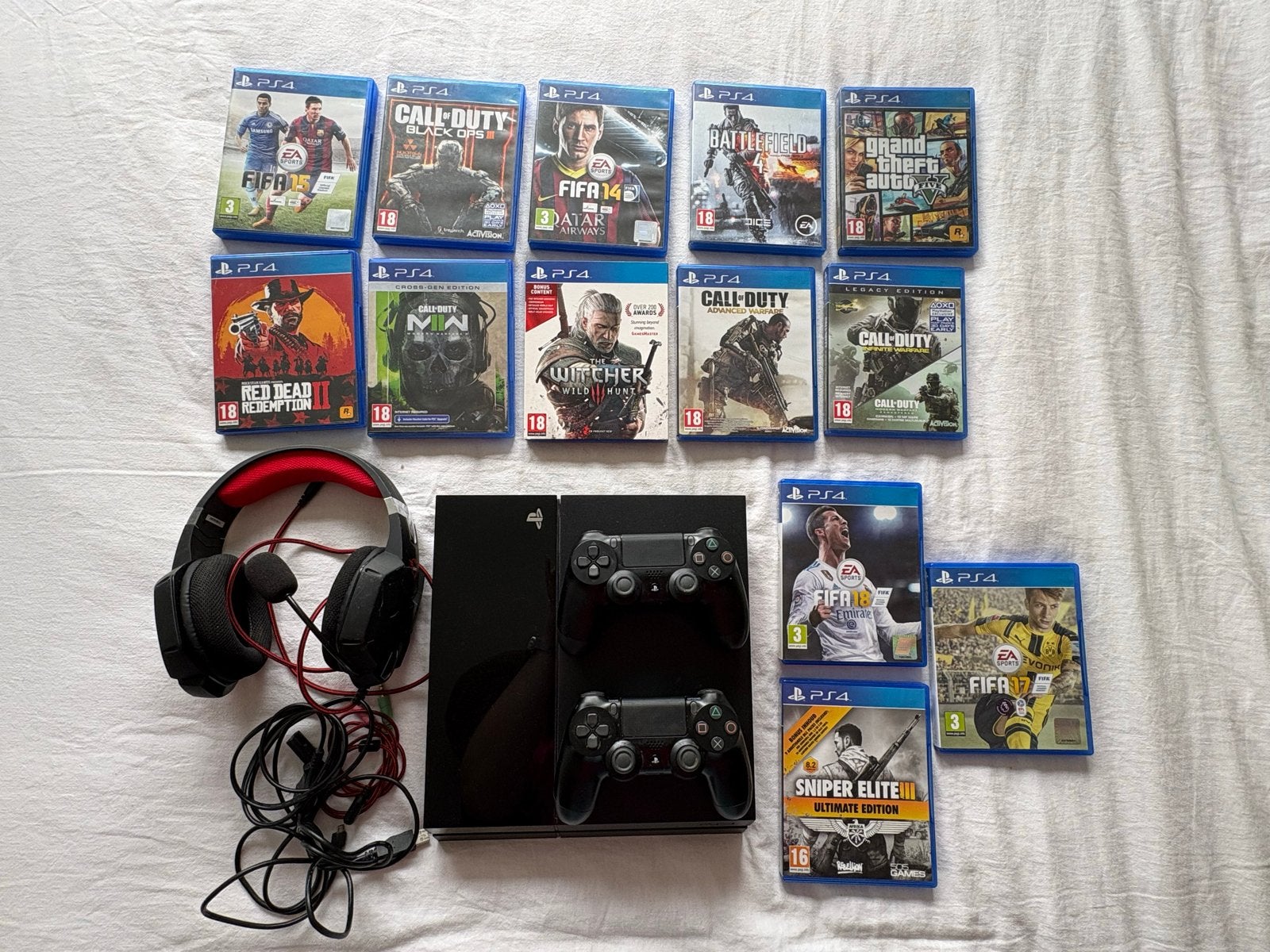 PS4 original 500gb met 2 controllers, headset en 13 spellen, Spelcomputers en Games, Spelcomputers | Sony PlayStation 4, Ophalen