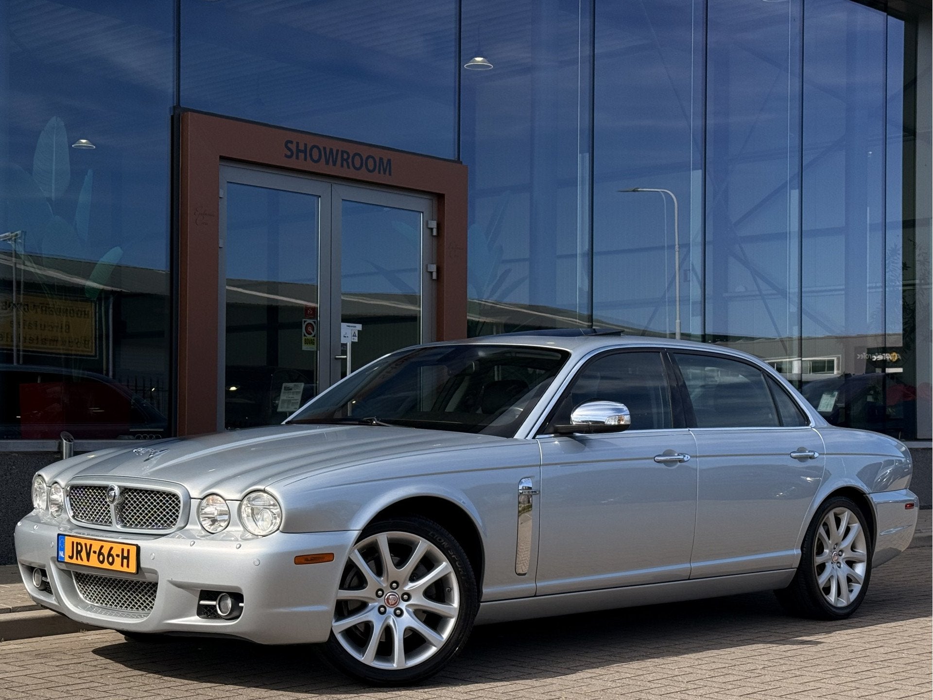 Jaguar XJ 4.2 V8 LWB | Leder | Alpine Speakers | Navigatie |, Auto's, Jaguar, Achterwielaandrijving, Gebruikt, 8 cilinders, Sedan
