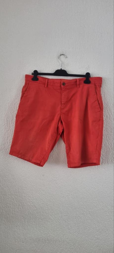 Heren short merk Hugo Boss maat br 38, Ophalen of Verzenden, Zo goed als nieuw, Hugo Boss