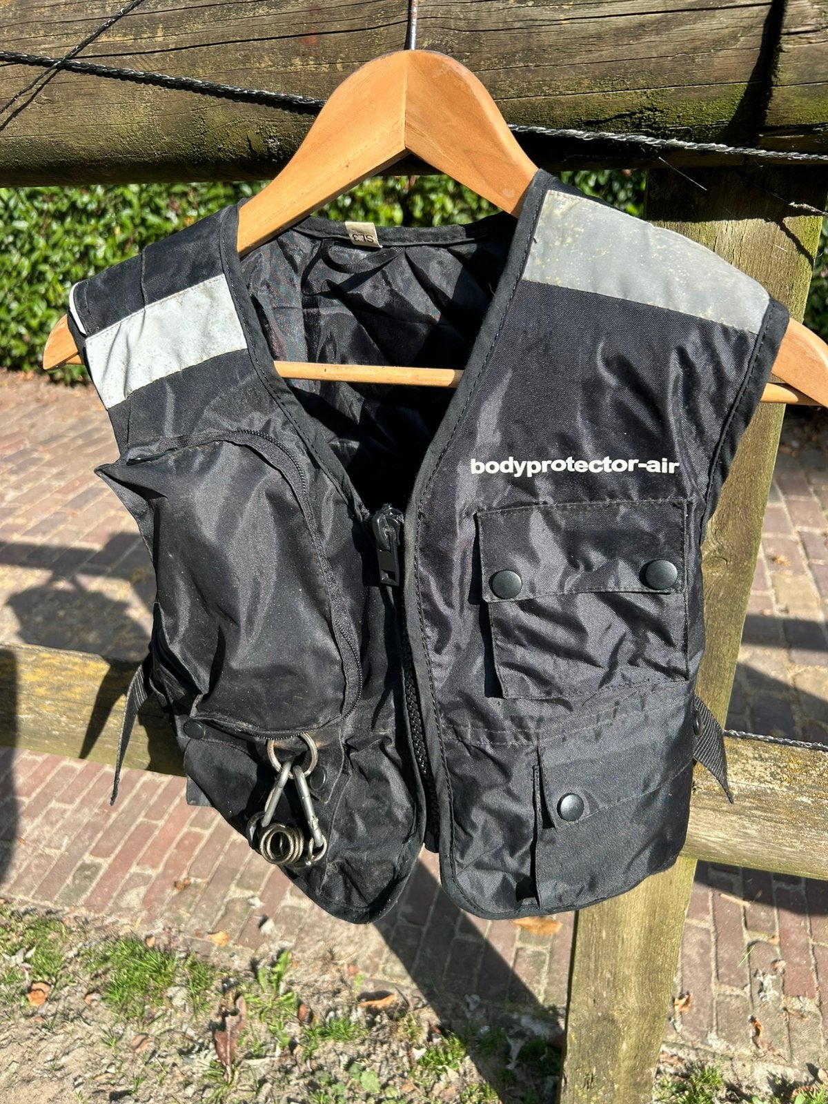 Bodyprotector-air adult xs airbagvest, Dieren en Toebehoren, Ophalen of Verzenden, Gebruikt, Springen