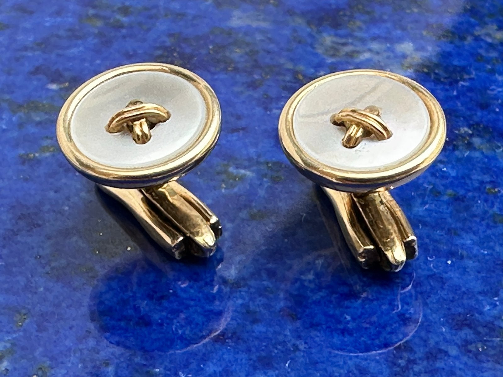 Gouden Manchetknopen met Parelmoer Knoopdesign (585), Sieraden, Tassen en Uiterlijk, Manchetknopen, Ophalen of Verzenden, Zo goed als nieuw