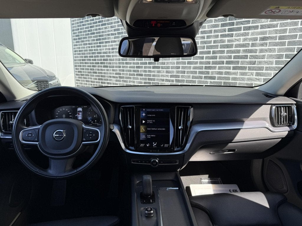 Volvo V60 2.0 B3 Momentum Advantage | Trekhaak | Achteruitri, 12 maanden, Euro 6, 4 cilinders, 1634 kg