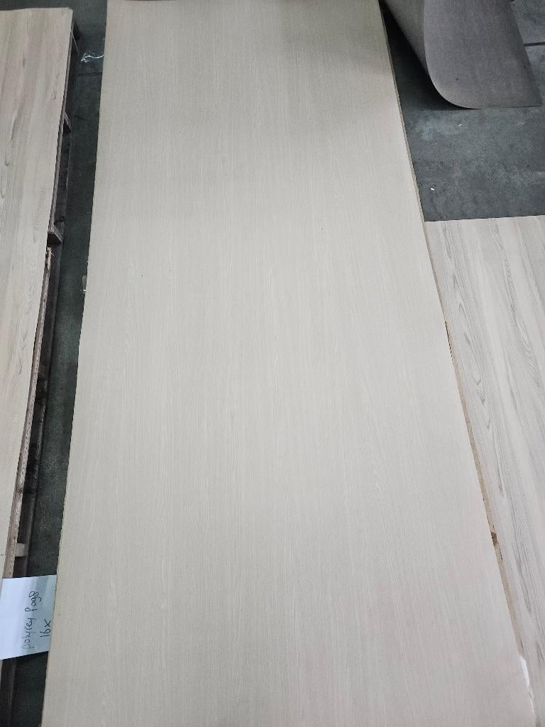 Formica HPL fineer plaat F8921 Belisio Oak 305x130cm ( 416 )