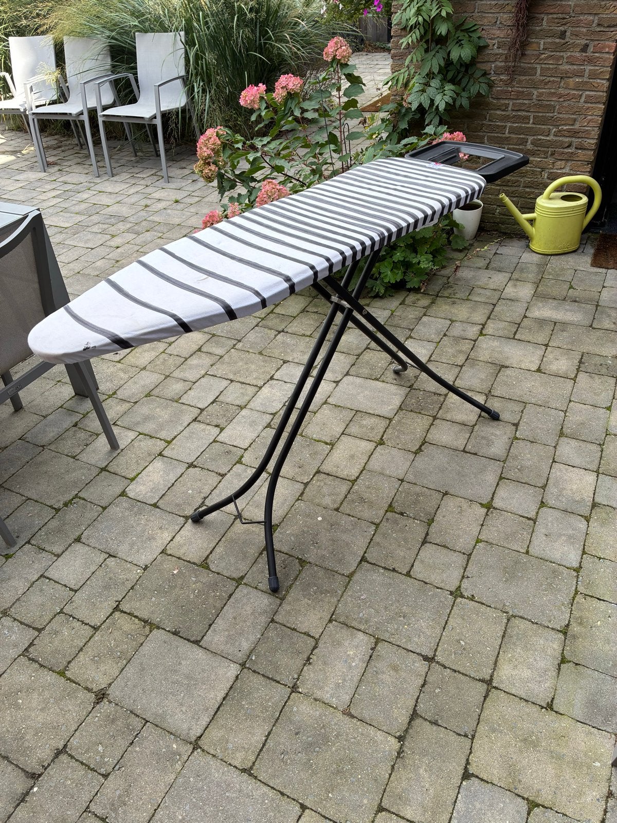 Brabantia Strijkplank met gestreepte hoes, Ophalen, Zo goed als nieuw