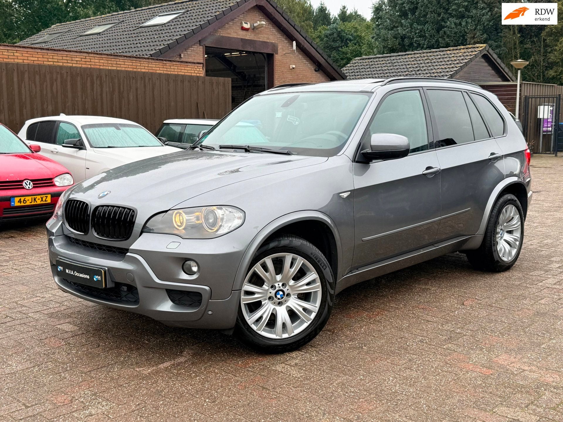 BMW X5 XDrive30d High Executive M Sport|19 inch M|Panorama d, Gebruikt, 2993 cc, Xenon verlichting, Leder