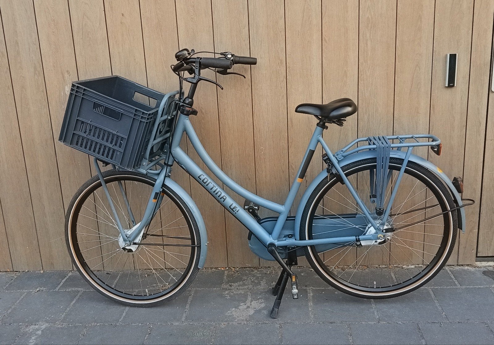 Cortina U4 Solid N3, Handremmen, D57, Nieuwstaat, Fietsen en Brommers, Fietsen | Dames | Damesfietsen, Versnellingen, 56 cm of meer