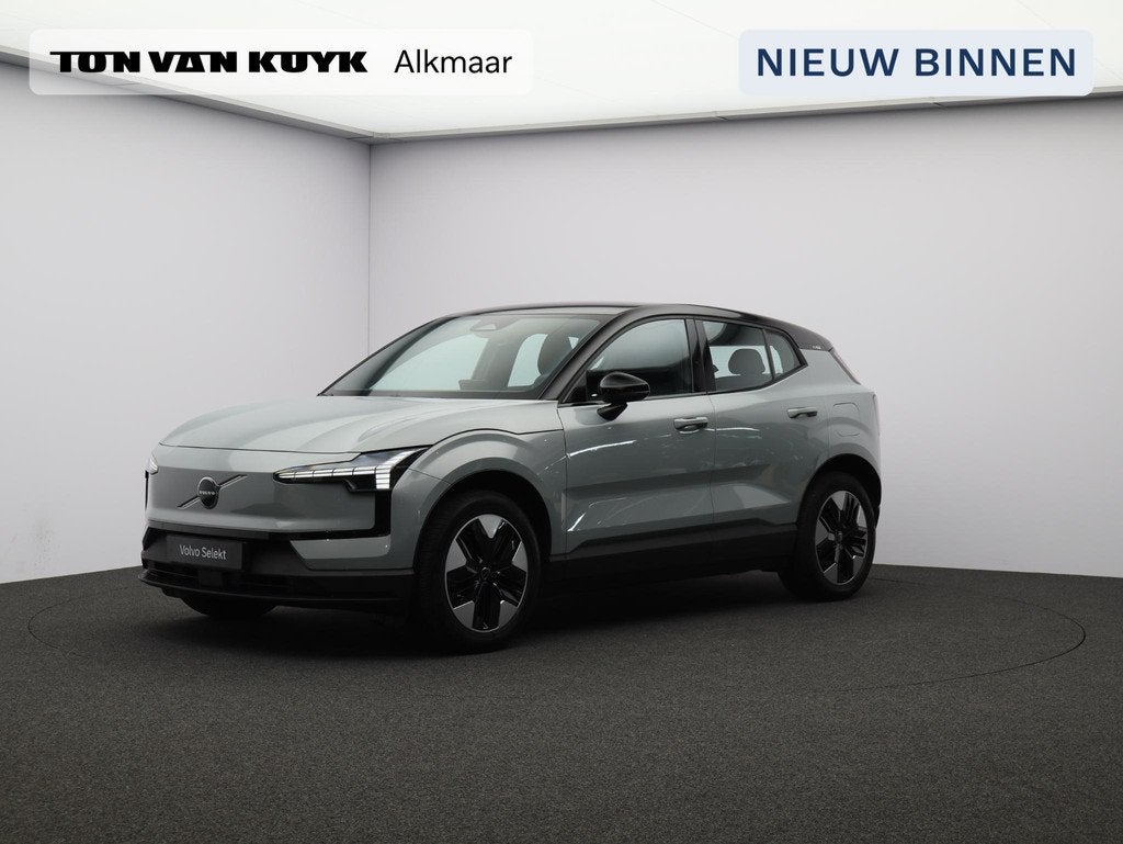 Volvo EX30 Single Motor Plus 51 kWh stoelverwarming / stuurv