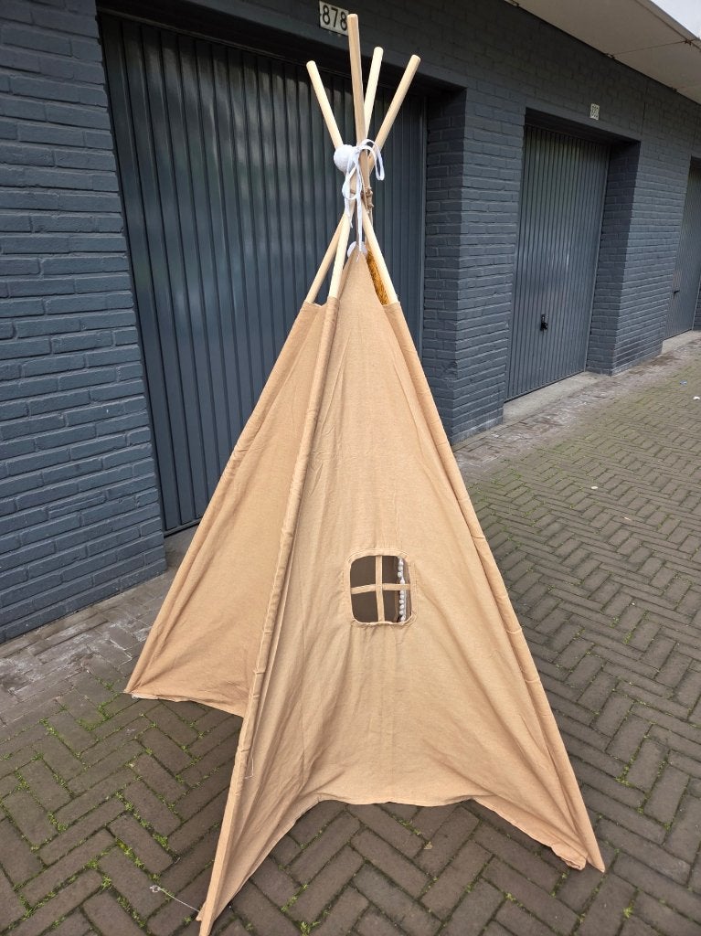 zo goed als nieuwe -wigwam -tipi tent - enkele keer gebruikt, Ophalen, Zo goed als nieuw, Overige materialen