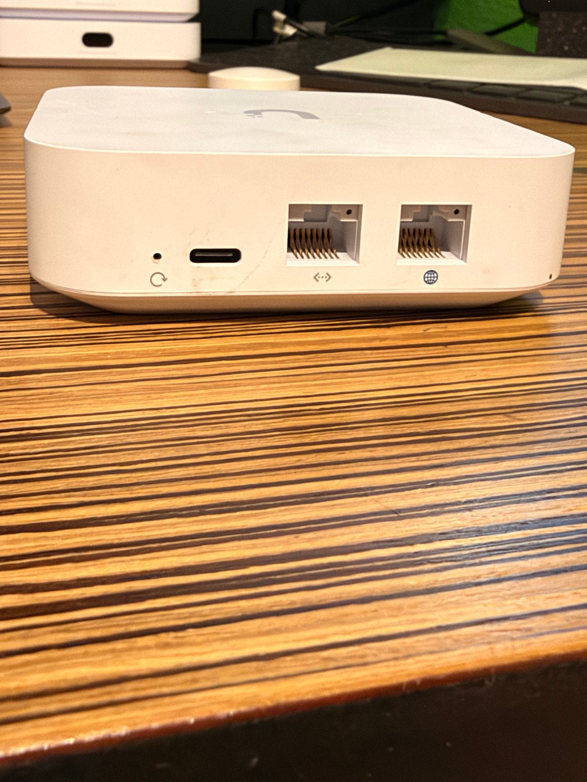 Unifi Express 1e generatie met voeding, Computers en Software, Verzenden, Gebruikt, Router