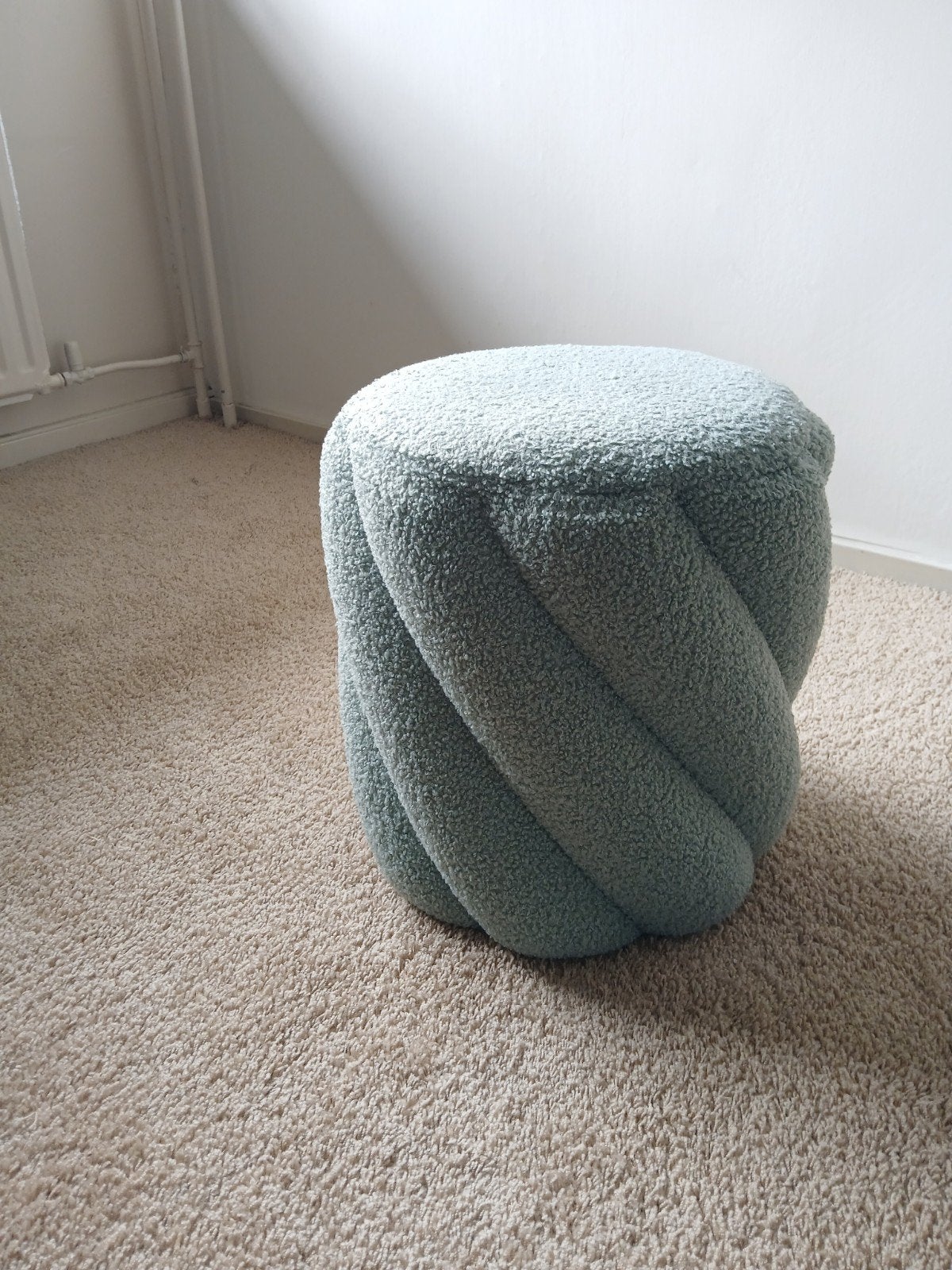 Blauwe poef Kwantum, Huis en Inrichting, Ophalen, Minder dan 50 cm, Gebruikt, Rond