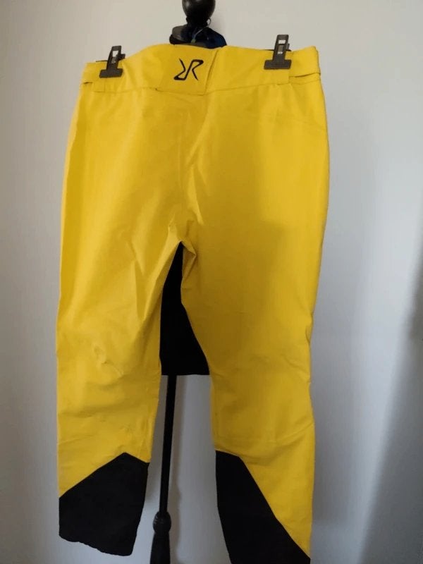 Revolution Race Cyclone Rescue Pants - Geel, Ophalen of Verzenden, Nieuw, Kleding