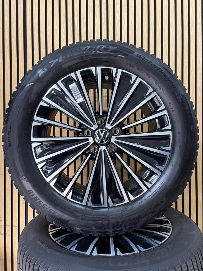 Originele 18” VW Tiguan Tayron Winterbanden Q3 Tarraco, 18 inch, Gebruikt, ., Banden en Velgen