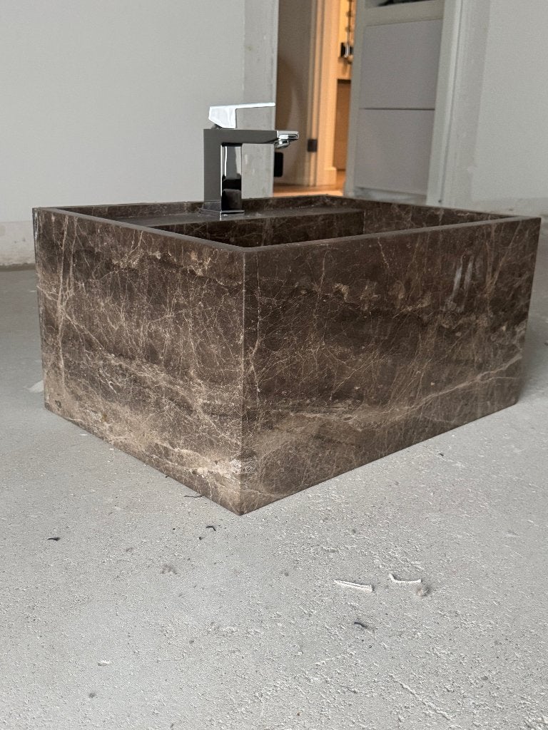 Twee natuurstenen wasbakken, incl. Grohe kraan, Ophalen, Gebruikt, Steen, Wastafel