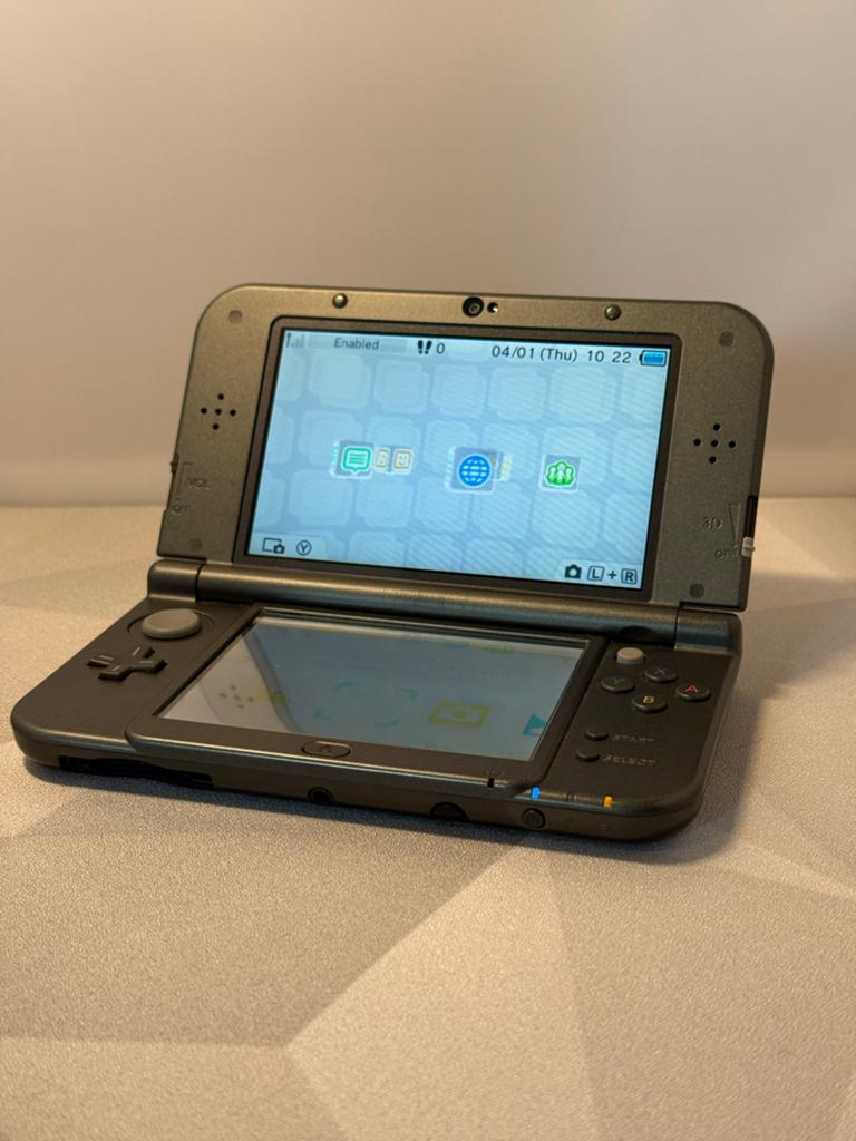Nintendo 3DS XL - Grijs - Zo goed als nieuw, Ophalen of Verzenden, Zo goed als nieuw