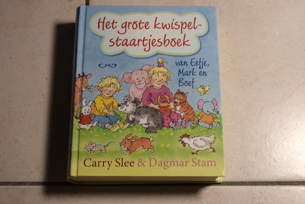 Het grote kwispelstaartjesboek / Carry Slee  , Ophalen of Verzenden, Zo goed als nieuw, Fictie algemeen