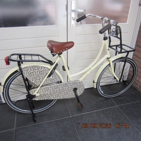 TE KOOP MOOI MEISJESFIETS ZIE FOTO S, Terugtraprem, Zo goed als nieuw, Popal, Ophalen