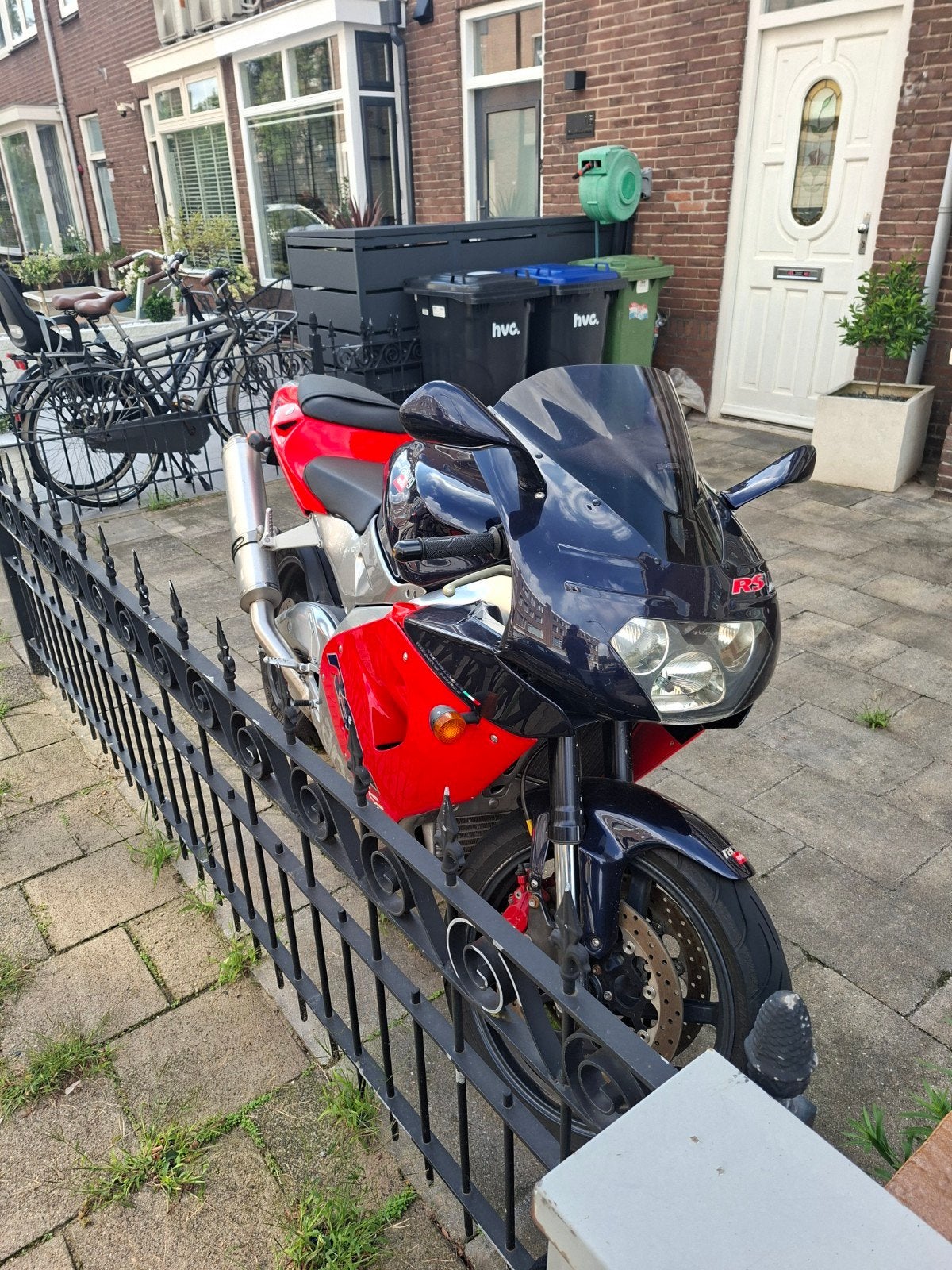 Aprilia RSV Mille uit 1999, 2 cilinders, Motorrijbewijs A, Gebruikt, Meer dan 35 kW