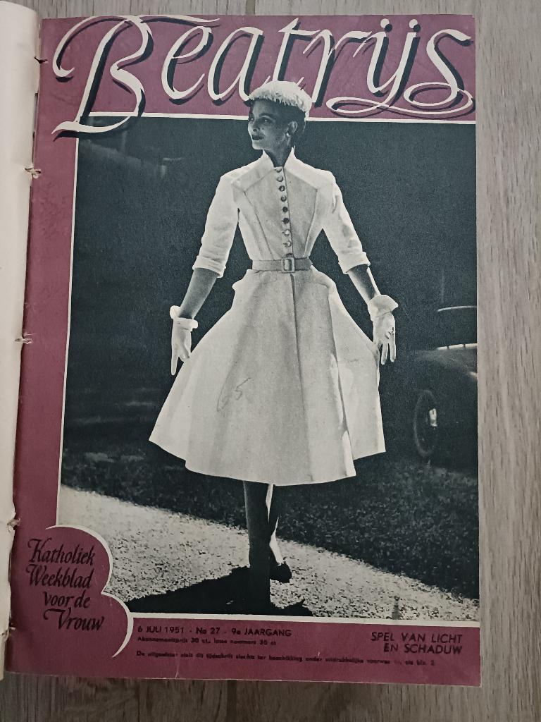 Beatrijs Gebonden editie juli t/m december 1951, Ophalen of Verzenden, Gelezen, Damesbladen