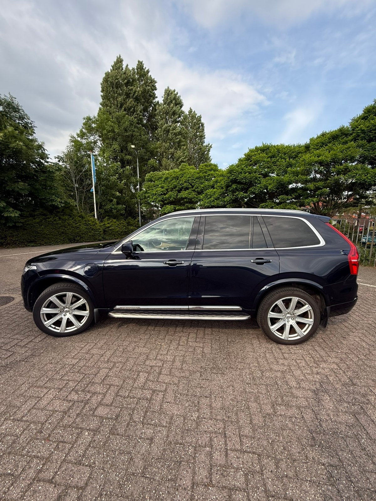 Volvo XC90 2.0 T8 Twin Engine AWD Pi-hy AUT 2016 Blauw, Auto's, Volvo, 1969 cc, 7 stoelen, Vierwielaandrijving, 147 €/maand