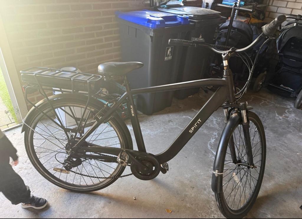 Elektrische fiets defect, Ophalen of Verzenden, Gebruikt, Minder dan 30 km per accu, Overige merken