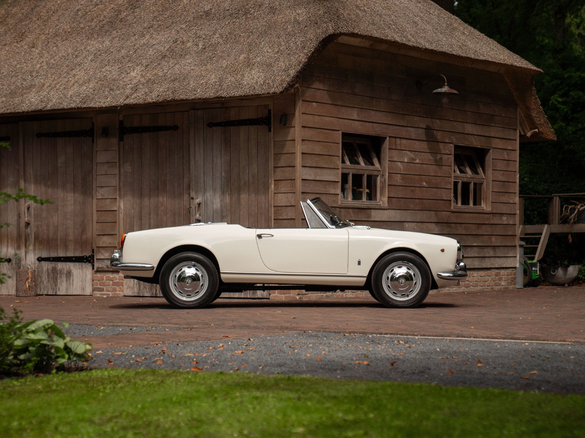 Alfa Romeo Giulia 1600 Spider | Origineel Nederlands, Auto's, Zwart, Cabriolet, Wit, Origineel Nederlands