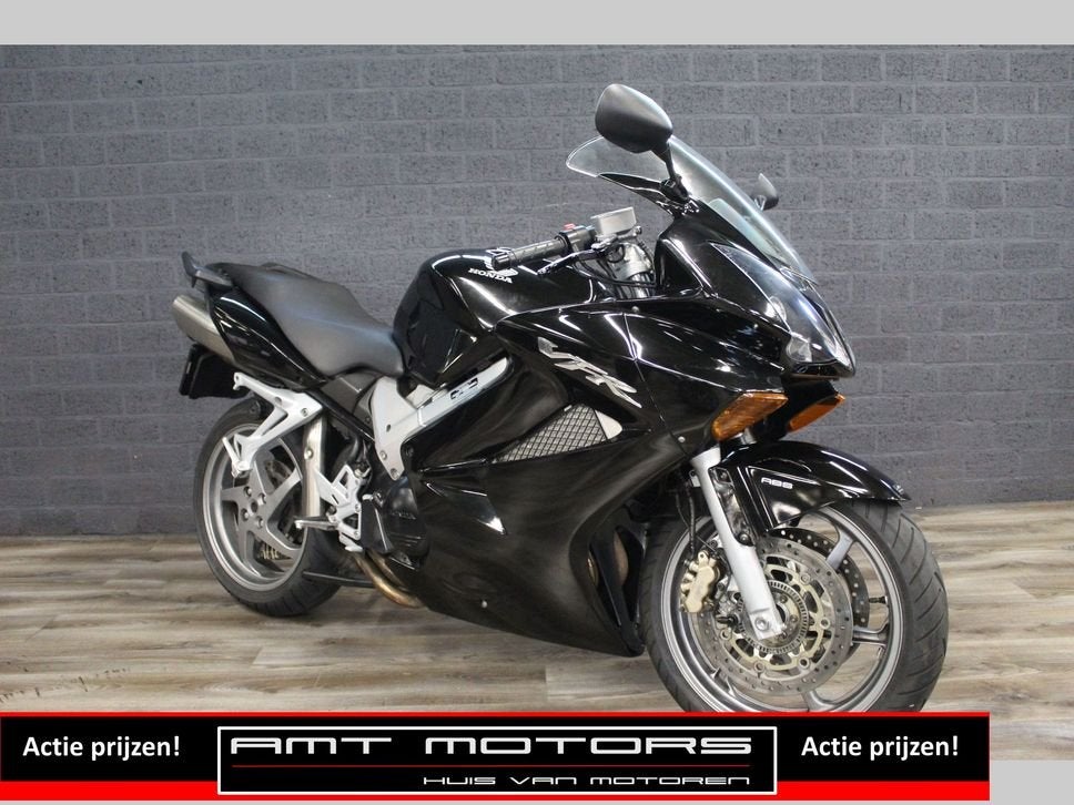 HONDA VFR 800 FI VTEC ABS (bj 2008) Prachtige Zwarte VFR800, Motoren, 782 cc, HONDA, 4 cilinders, Motorrijbewijs A