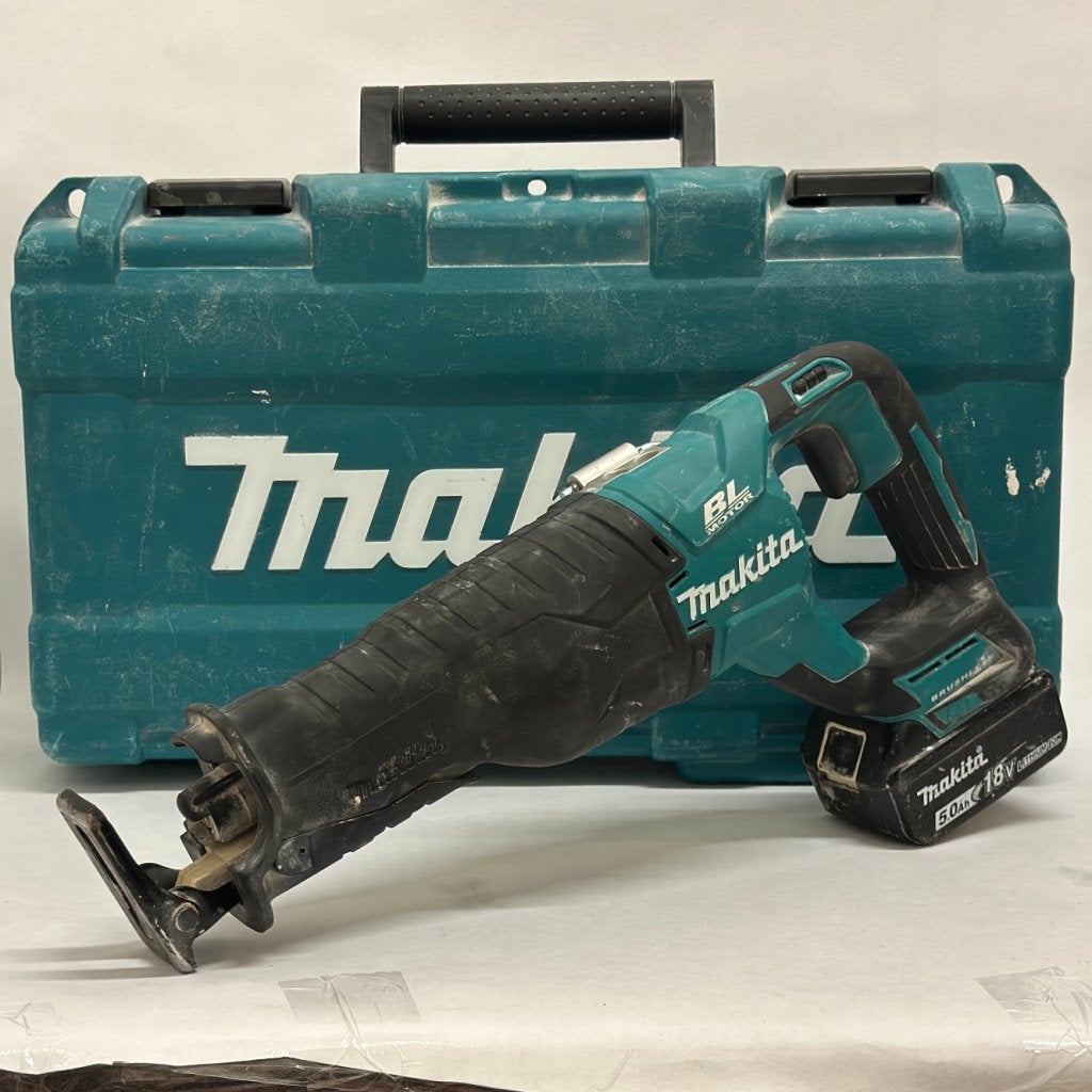 Makita DJR187 Reciprozaag + 18v 5Ah Accu, Doe-het-zelf en Verbouw, Gereedschap | Zaagmachines, Makita, Zo goed als nieuw, Support@makita.com