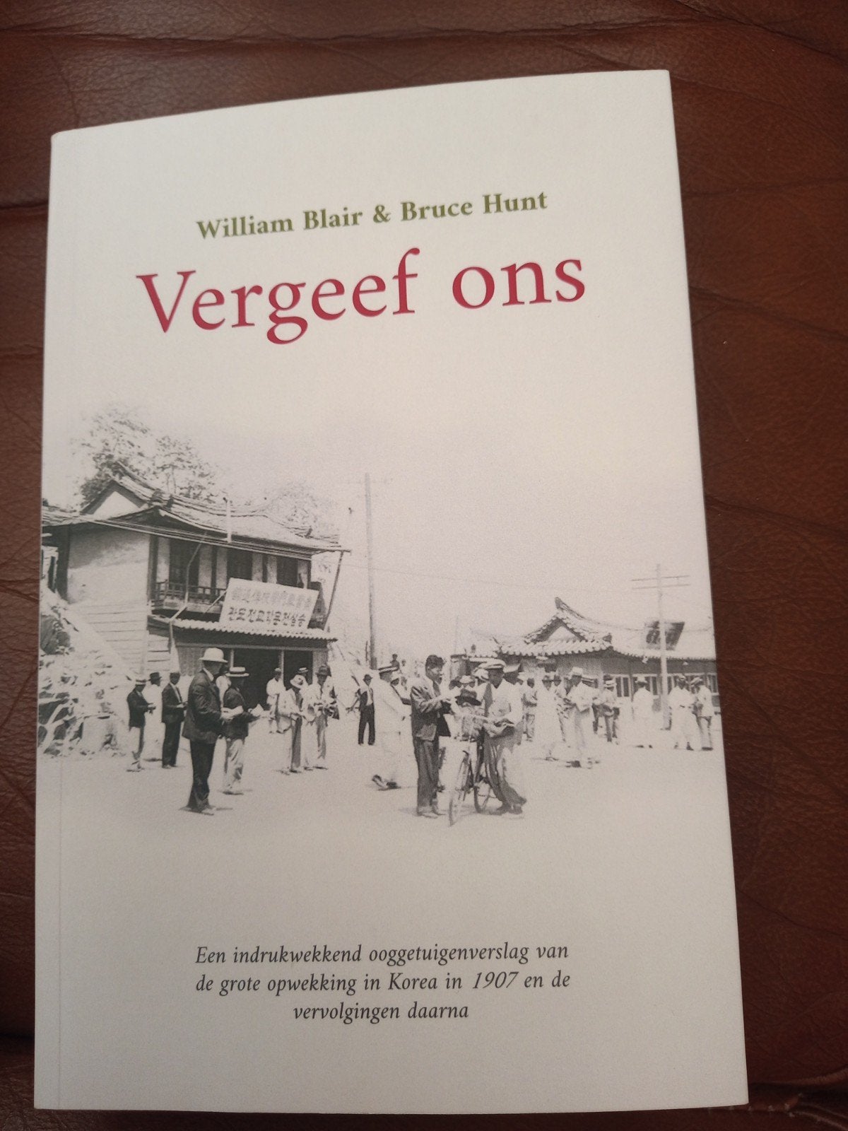 Vergeef ons, Boeken, 19e eeuw, Ophalen of Verzenden, William Blair, Zo goed als nieuw