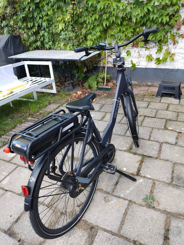 Cortina e-common elektrisch moederfiets, Fietsen en Brommers, Gebruikt, Versnellingen, 56 cm of meer, Schijfrem