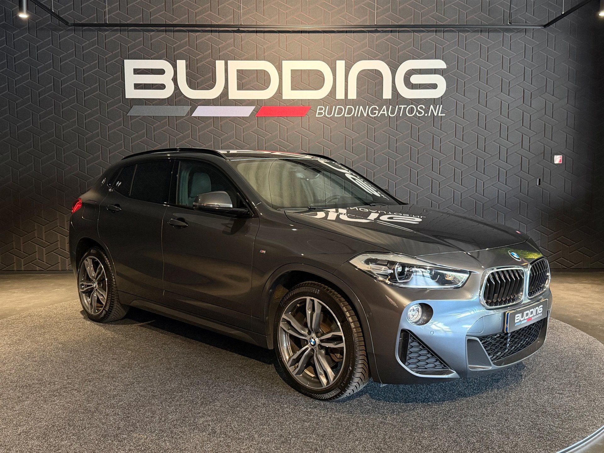 BMW X2 sDrive20i High Exe | M-sport | Head-up (bj 2019), Auto's, BMW, 1998 cc, 1435 kg, SUV of Terreinwagen, 750 kg