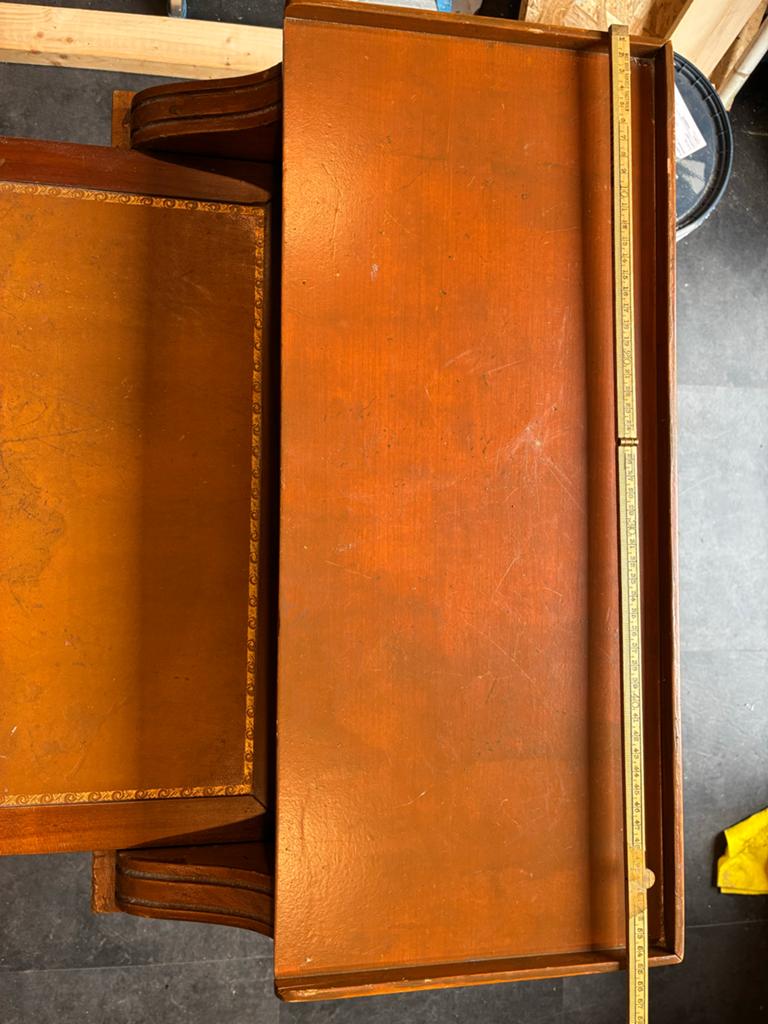 Antiek houten schrijftafel met lade en plank, Ophalen